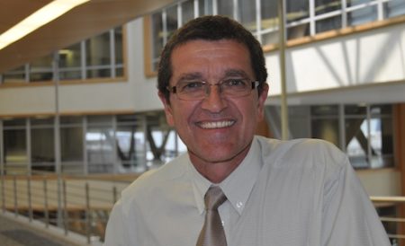 American Tower to build own base stations