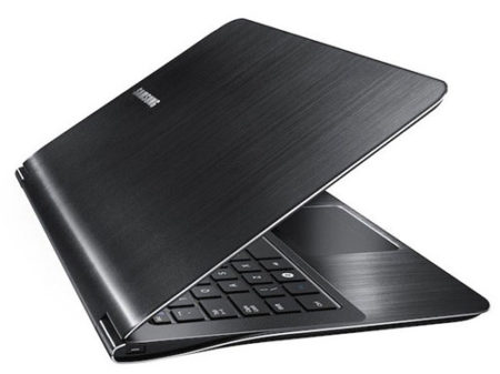 Samsung 900X review: beauty and brains