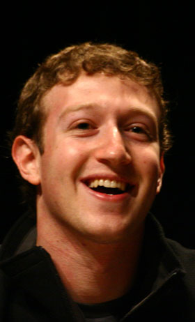 Mark Zuckerberg's Facebook reportedly offered more than $3bn to buy start-up Snapchat