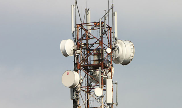 cellular-tower-640