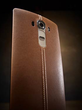 LG G4 in leather
