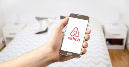 Airbnb suspends all operations in Russia