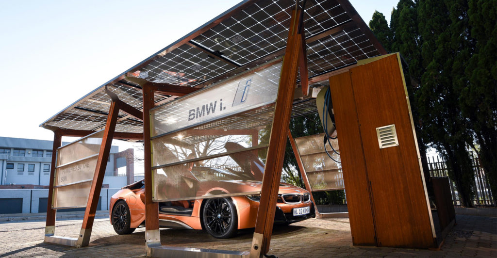 BMW i8 Coupé: all charged up