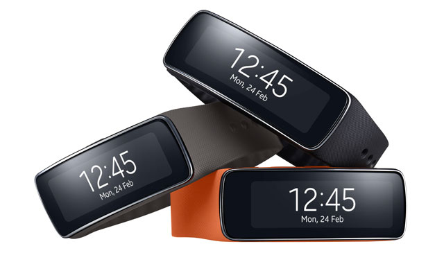 The curved Gear Fit smart watch