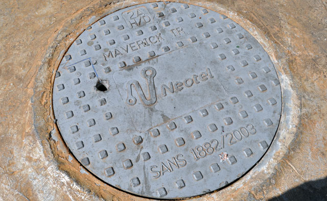 Neotel-manhole-640