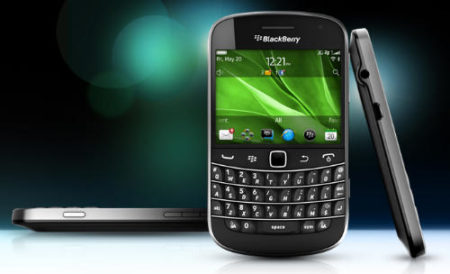 BlackBerry problems persist into third day