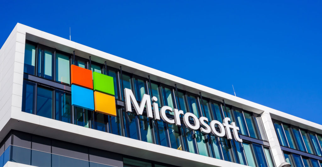 Microsoft poised to unseat Apple as world's most valuable company ...