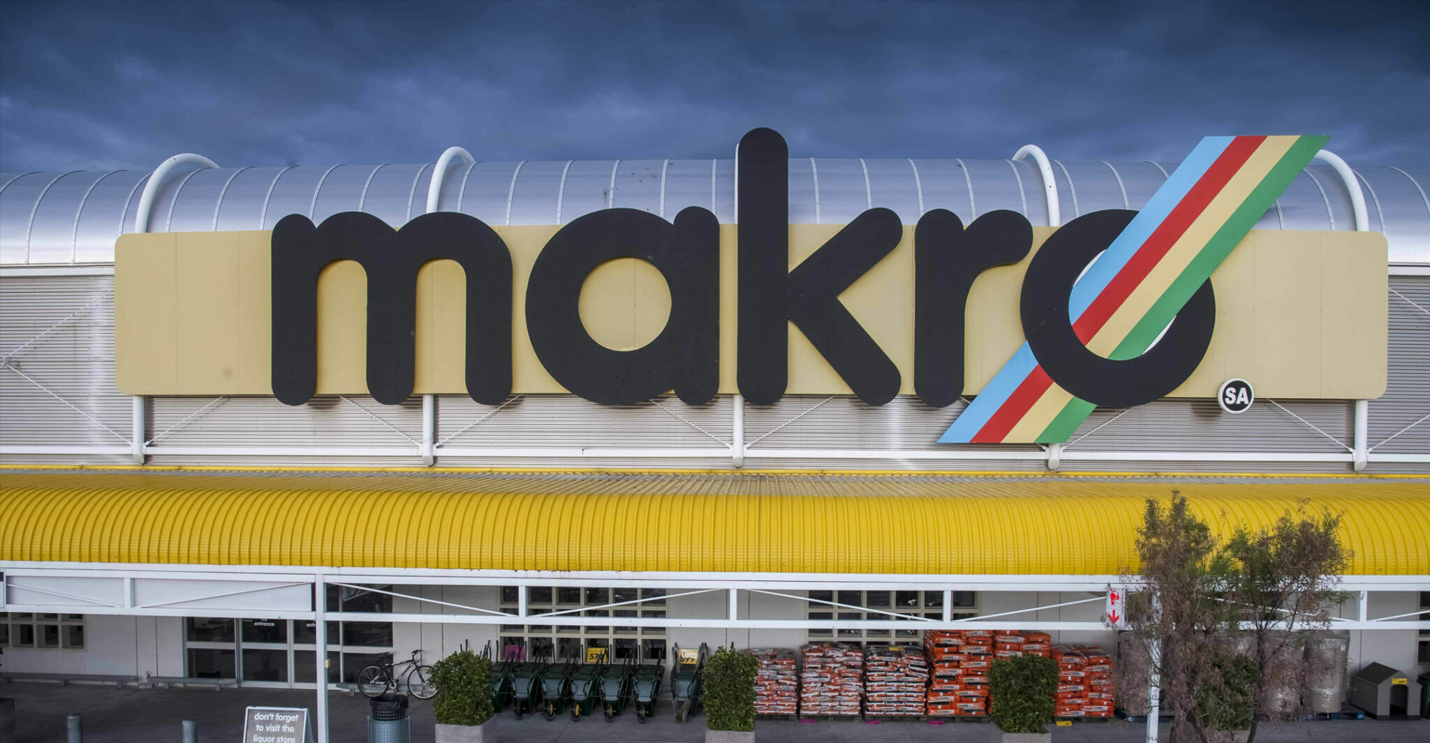 Makro parent Massmart faces indefinite strike by workers TechCentral