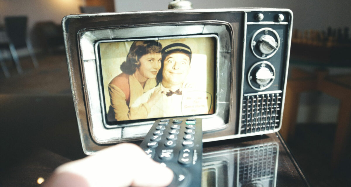 South Africa to stay on analogue TV until 2037 TechCentral