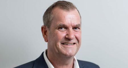 The case for biometrics-driven self-service in government The case for biometrics-driven self-service infrastructure in government - Grahame Saunders NEC XON