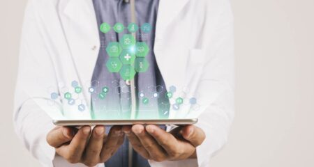 Digitally designed - this is how life sciences can stay on track - Schneider Electric