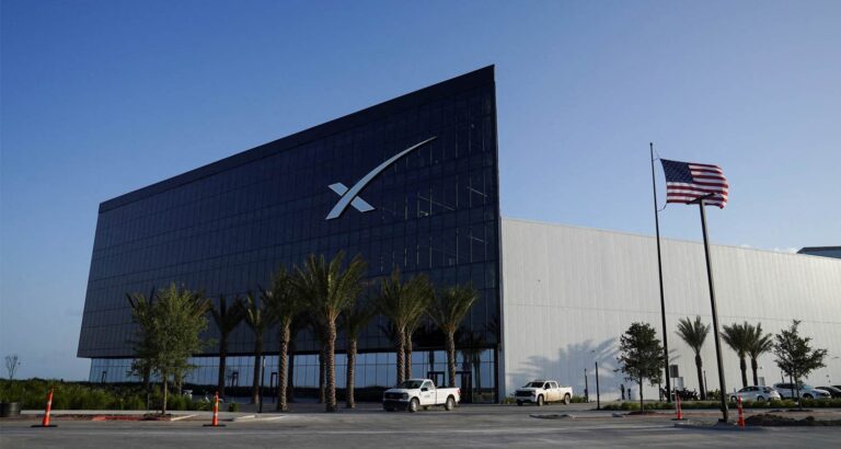 SpaceX may look to raise $25-billion in blockbuster 2026 IPO SpaceX may look to raise $25-billion in blockbuster 2026 IPO