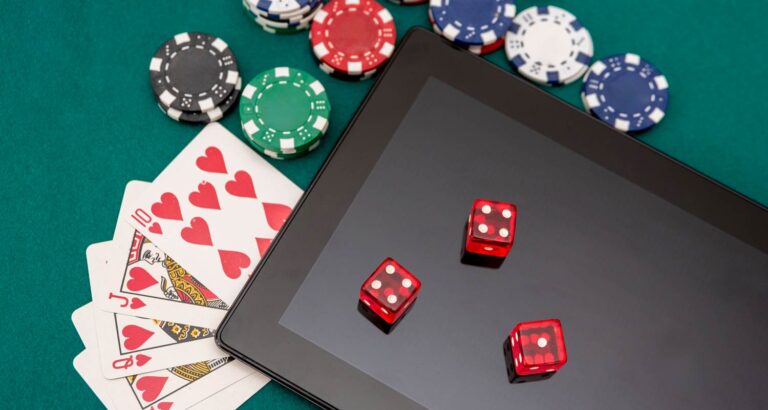 Provinces ordered to enforce ban on online casinos