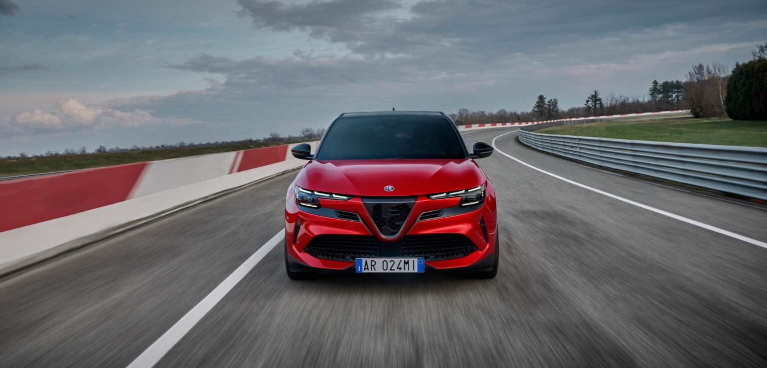 Alfa's electric rebel - Alfa Romeo Junior Elettrica Veloce