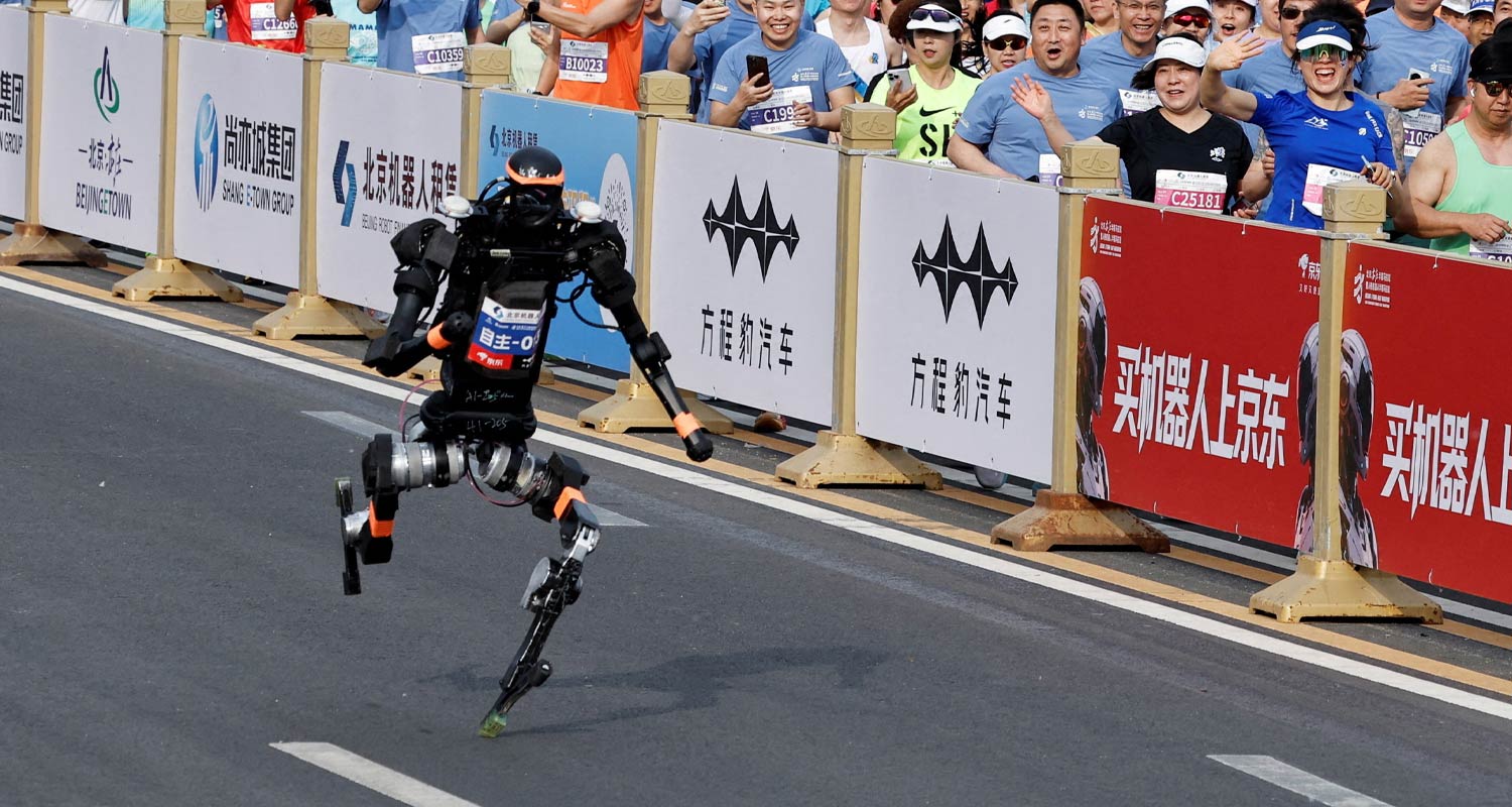 A Unitree H1 humanoid robot takes part in the race. Tingshu Wang/Reuters