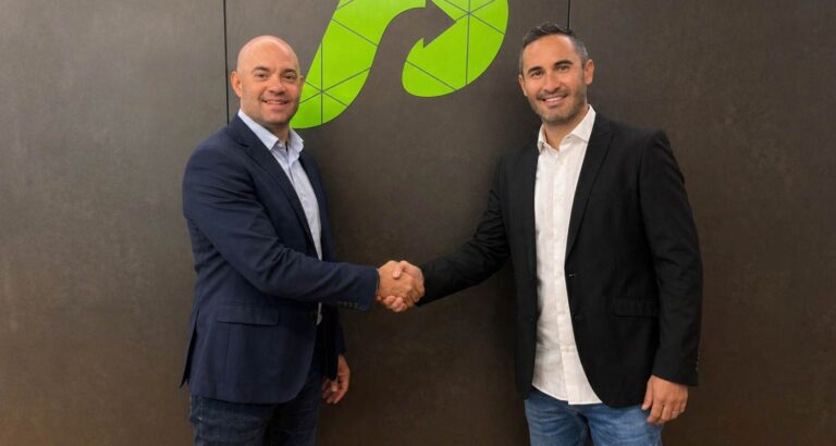 Two South African fintechs merge to take on payday lenders - Deon Nobrega and Tamir Sacks