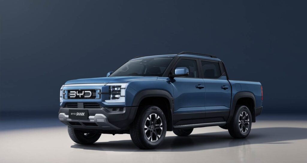 BYD's 350kW Shark 6 leaves the Ranger Raptor in its wake