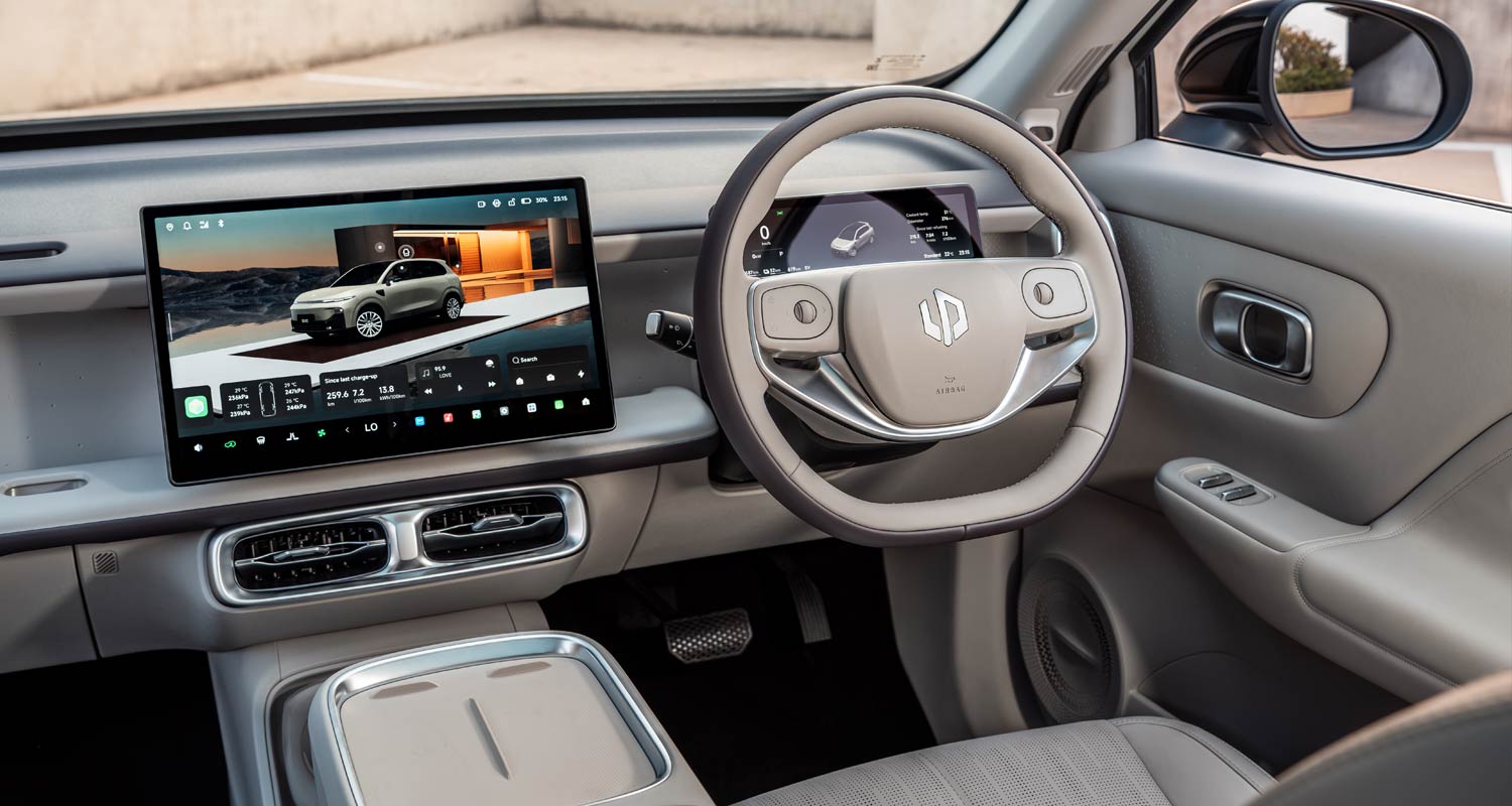 leapmotor b10 cabin