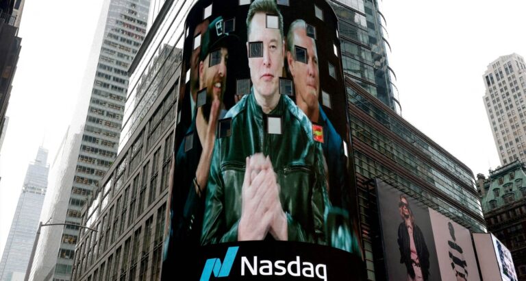 SpaceX shares keep sliding SpaceX shares keep sliding - Elon Musk